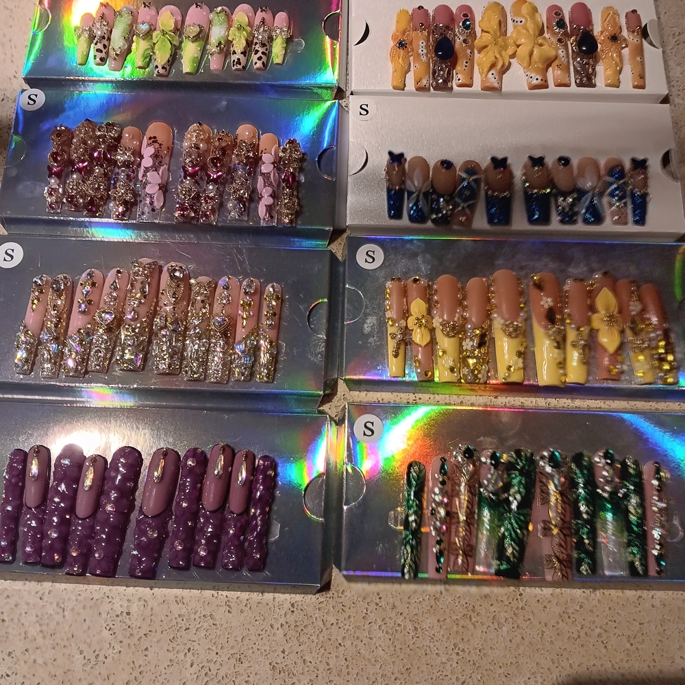 Colorful Press-On Nail Set